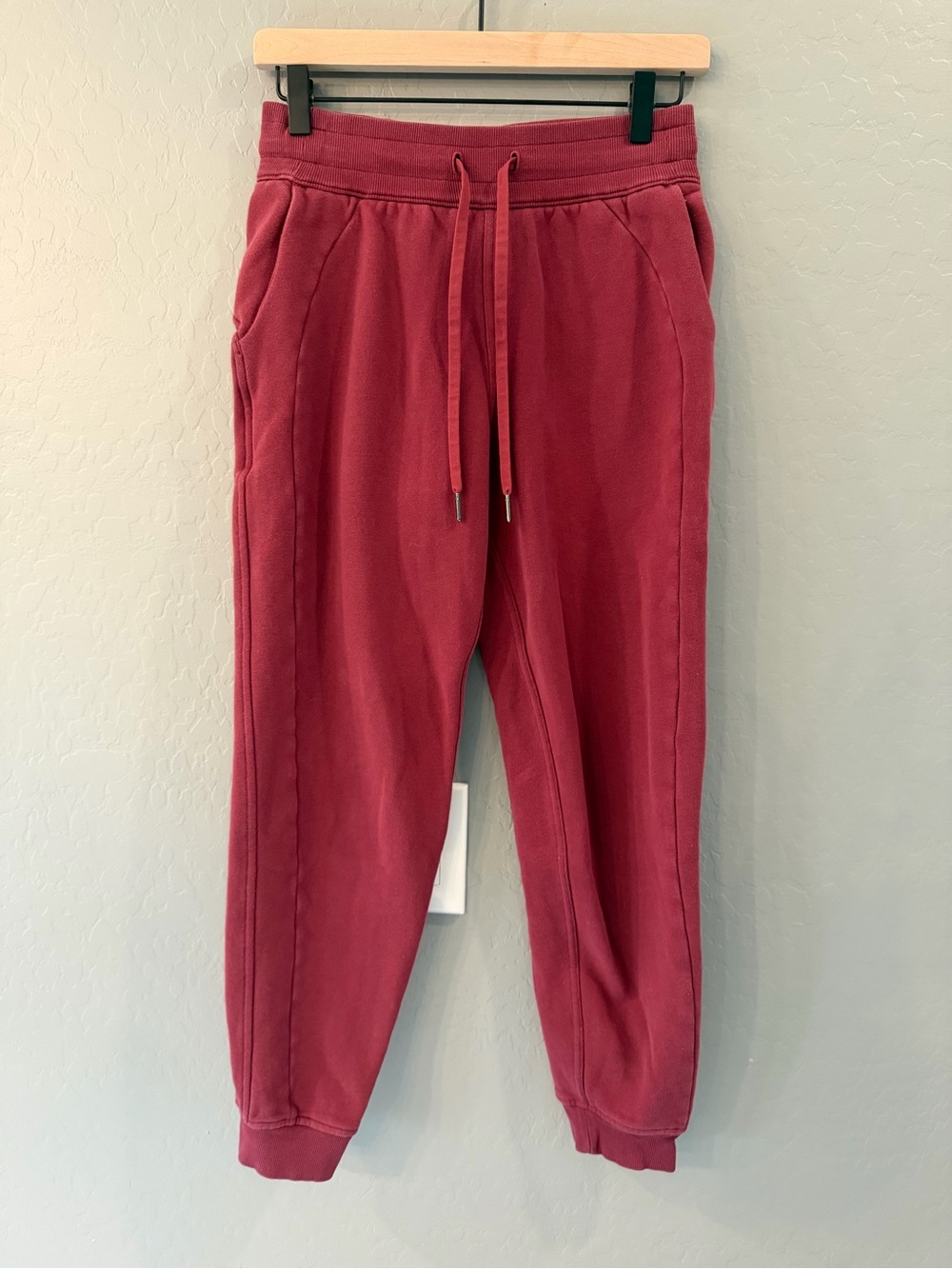 lululemon athletica Rose Red Fleece-Lined Sweatpants